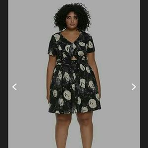 Hot Topic Dresses - PETER PAN FRONT TIE DRESS (PLUS SIZE) Hot Topic Dresses - PETER PAN FRONT TIE DRESS (PLUS SIZE)
